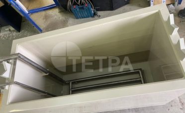 Гальваническая ванна с трубчатым змеевиком